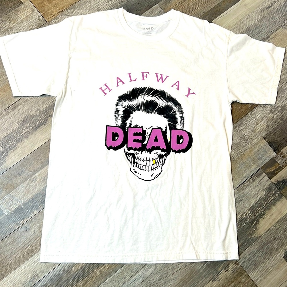 HalfwayDead collab Graphic T-Shirt Size L 🆕 white front print tee